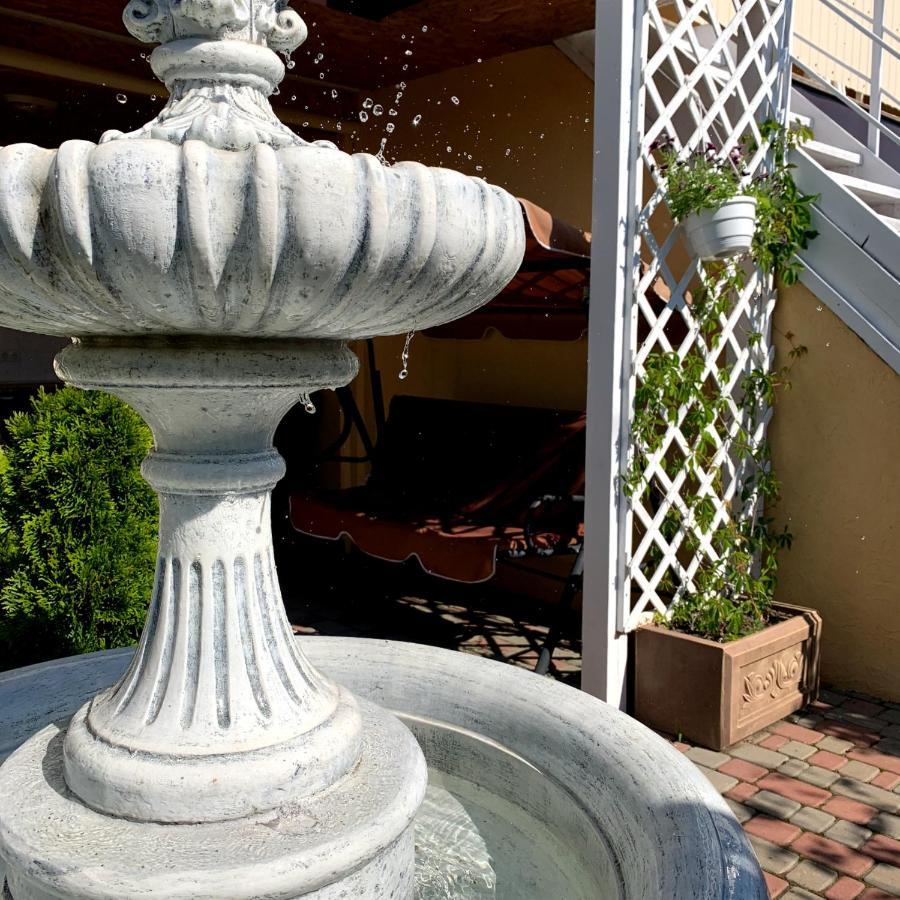 Guest House Santin Chernomorsk Exterior foto