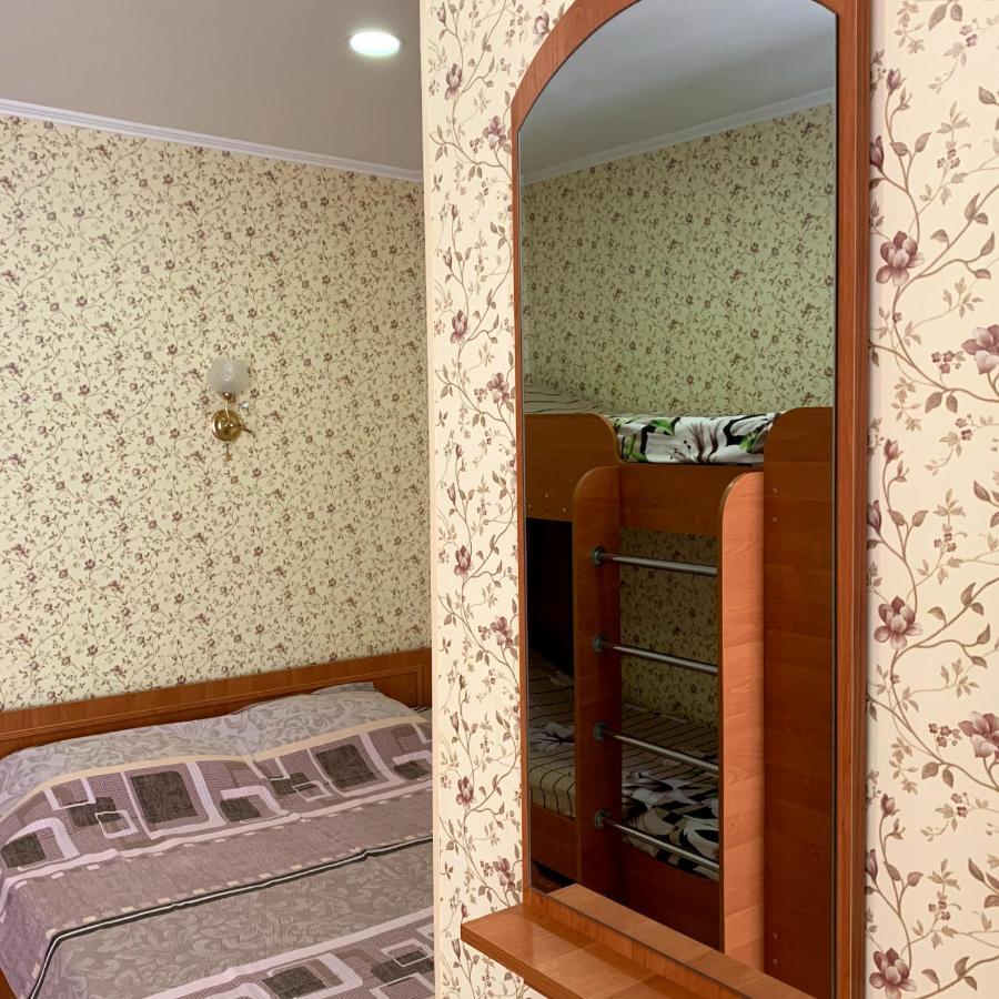 Guest House Santin Chernomorsk Exterior foto