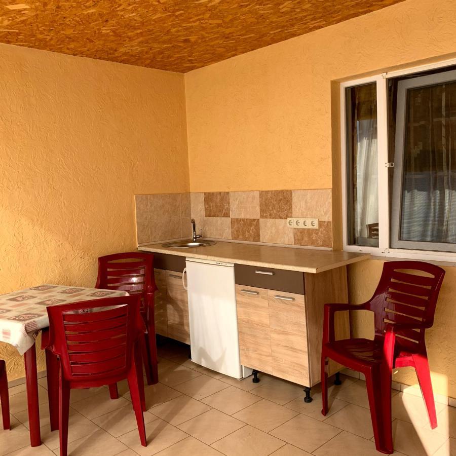 Guest House Santin Chernomorsk Exterior foto